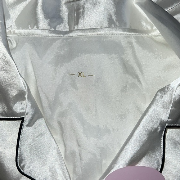 Silky Pajama Set - Picture 2 of 4